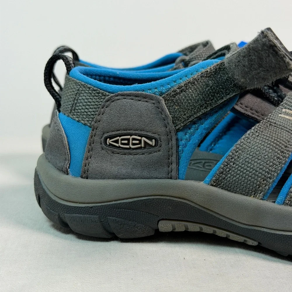 Keen Newport H2 Kids Size 2 Sport Sandals Gray Blue Water Shoes Hiking